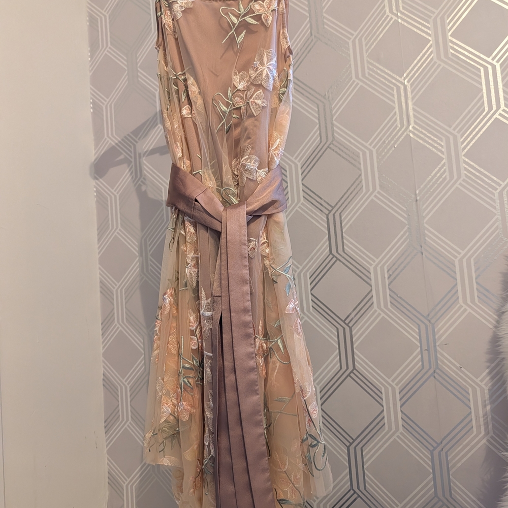 Floral Embroidered Sleeveless Dress
